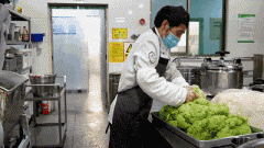 <b>对发觉的问题及时反馈给学校进行整改</b>